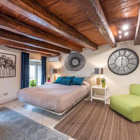 Aquamarina Apartment Cagliari Ngoại thất bức ảnh